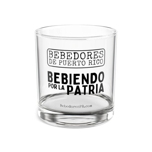 Vaso Rocks Glass “Bebiendo por la Patria” | Bebedores de Puerto Rico | Vaso para whisky, ron o bourbon (10oz)